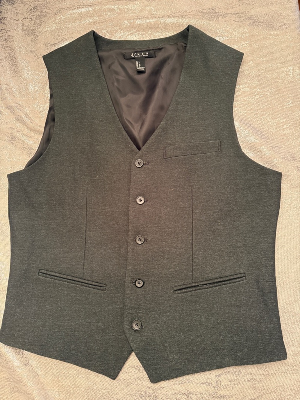 21men Men's Dark Gray Button Front Vest